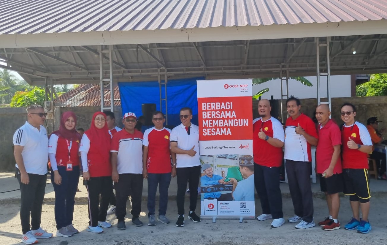 OCBC NISP Salurkan Dana Kebajikan di Padang